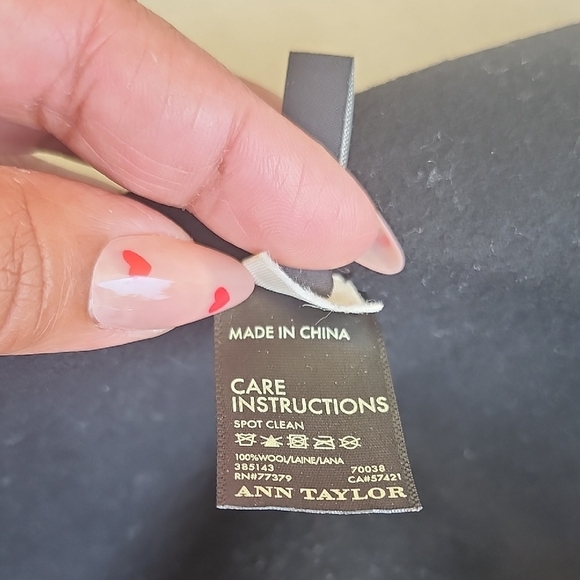 100% Wool Hat Ann Taylor Stylish and versatile Classic Black Felt Wide-Brim - Picture 4 of 7